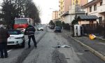 Auto si ribalta e finisce sul marciapiede in viale Kennedy