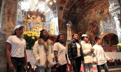 Dalle chiese ai centri commerciali, tutti vogliono il coro delle profughe