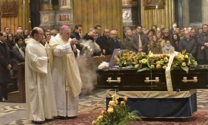 Cattedrale gremita per i funerali della dottoressa Fossaceca