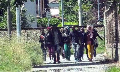 Immigrazione clandestina: fermata tratta di pakistani, 500 euro per passare il confine