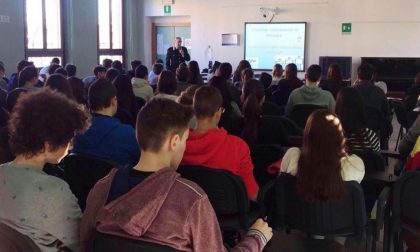 Lezioni di legalità nelle scuole medie di Novara con i carabinieri