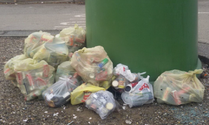 Così la raccolta differenziata dei rifiuti a Ferragosto a Novara