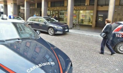 Bottino da diverse decine di migliaia di euro per la rapina in banca a Galliate