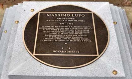 Inaugurato il monumento al professor Massimo Lupo