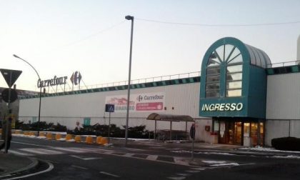 Chiuderà ad aprile il Carrefour di viale Kennedy