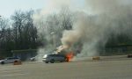 Arona: un'auto si incendia in autostrada