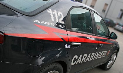 Gargallo: ladri rubano due furgoni in una ditta