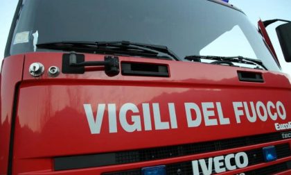 Incendio campo nomadi a Carpignano: a fuoco due casette