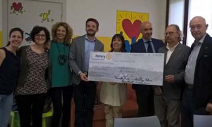 Dai Rotary 5mila euro per Angsa e il progetto ‘App-Aut’