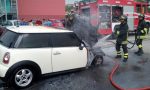 Gattinara: auto in fiamme in via Leonardo Da Vinci