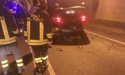 Auto si ribalta in galleria: è successo a Grignasco