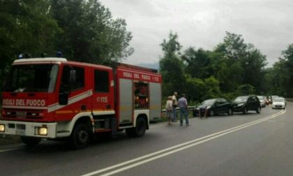 Tamponamento tra più auto ad Arona