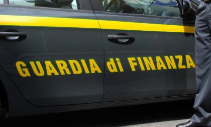 Un invoriese e una borgomanerese arrestati per la truffa delle etichette false