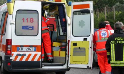 Donna muore su ambulanza bloccata da slavina