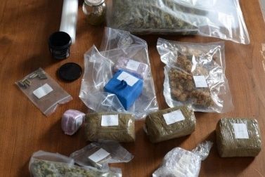 Droga: tre arresti e cinque chili sequestrati