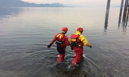 Donna scomparsa a Meina trovata morta nel lago
