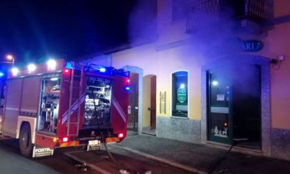 Borgomanero incendio: negozio distrutto