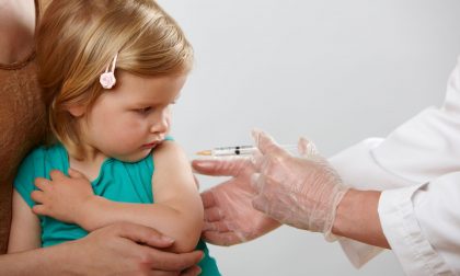Vaccini il governo ci ripensa: chi non è in regola fuori dalle scuole