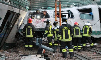 Treno deragliato: 2 vittime identificate -VIDEO
