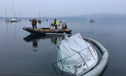 Barca affondata ad Arona: sversamento di carburante