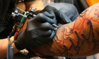 Tatuaggi allarme del Ministero della salute per pigmento tossico