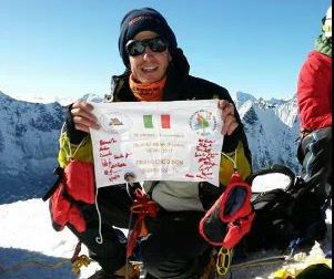 Alpinista invoriese che conquistò il Nepal ospite in biblioteca