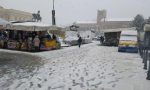 Neve in città, chiuso il cimitero