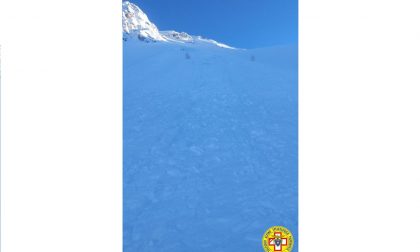 Straordinario salvataggio di scialpinista sepolto da una valanga