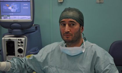 Ospedale Maggiore primo intervento in Italia di vitrectomia con una nuova tecnica