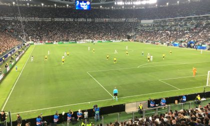 Fumogeni e lancio di seggiolino durante Juventus - Young Boys: due arresti