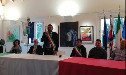 Nuovo municipio: a Borgo Ticino sfilano i sindaci del territorio