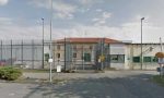 Folle protesta a Novara: detenuto urina in cella, sputa al comandante e fa rissa con i secondini