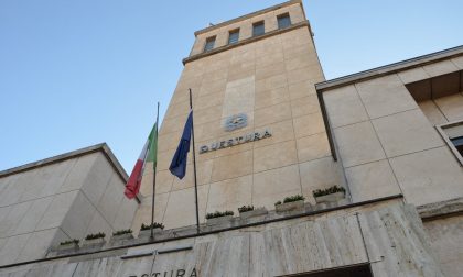 Novara documenti falsi per poter risiedere in città: beccati dalla Polizia