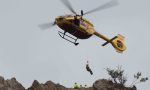 Alpinista resta appeso alle corde a 3mila metri: salvato con l'elicottero