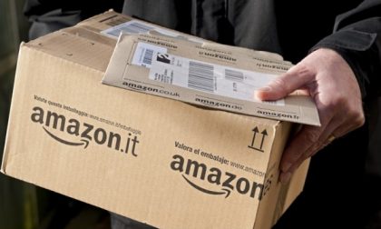 Amazon incrementa retribuzioni: 1.713 € lordi di ingresso