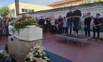 Ai funerali di Yoan Leonardi anche i genitori del suo assassino - VIDEO