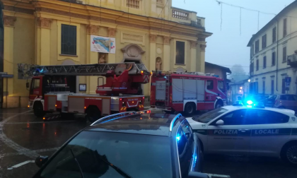 Castelletto crollato un pezzo del campanile