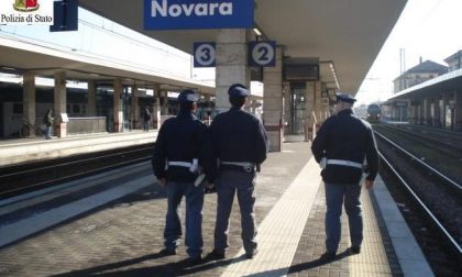 A bordo del treno senza biglietto: beccato a Novara aggredisce gli agenti Polfer