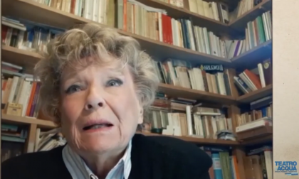 Dacia Maraini in video per consigliare un libro agli amici del Teatro sull'Acqua