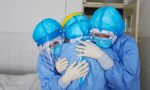 Coronavirus, il Piemonte sperimenta il farmaco giapponese Avigan ma il virologo Burioni: “Scemenze” | VIDEO