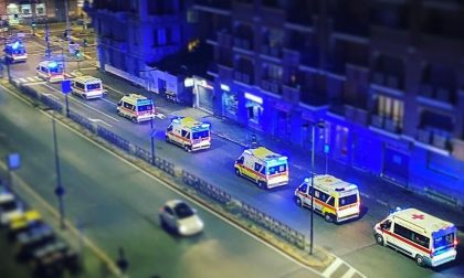 La foto simbolo: il corteo di ambulanze da Torino a Tortona