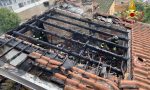 Tetto in fiamme a Galliate: l'intervento dei pompieri dura 4 ore