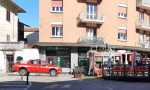 Pompieri a Castelletto: soccorsa una donna nel condominio in piazza