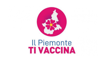 Vaccinazioni Piemonte: dal 4 maggio preadesioni per la fascia 55-59 e dal 17 la fascia 50-54