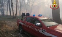 Maxi incendio tra Romagnano e Fontaneto domato dai vigili del fuoco