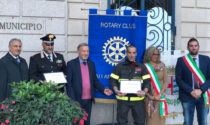 Consegnate le onorificenze rotariane a Carabinieri e Vigili del Fuoco di Stresa