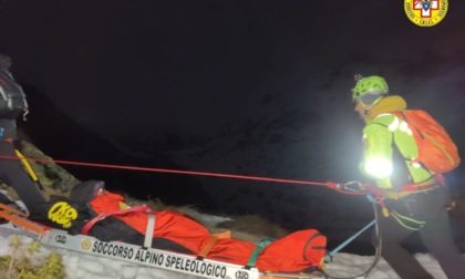 Comitiva di 15 escursionisti bloccata a 2100 metri: intervento del Soccorso Alpino