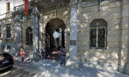 Poliziotto si toglie la vita in Questura a Torino: aveva 52 anni, lascia 4 figli