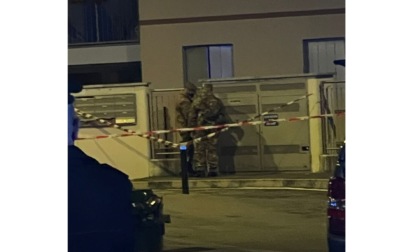 Allarme bomba a Oleggio Castello: condominio evacuato