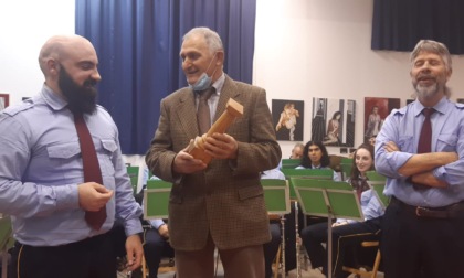 Banda di Castelletto premia Andrea Di Stefano con la Colonna dell'anno